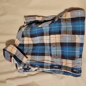 Urban Pipeline mens size small shirt
